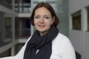 Yates, Julia