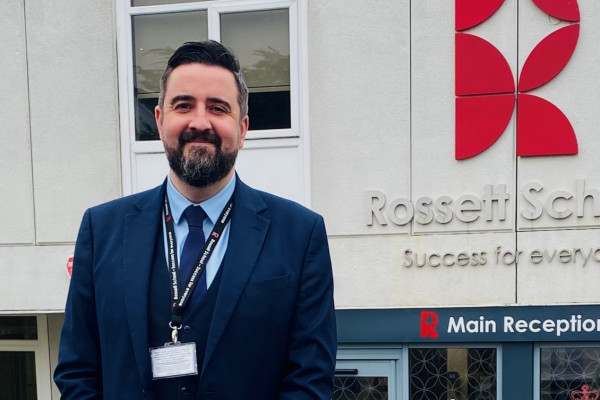 Tim Milburn at Rossett School - 28 April 2023